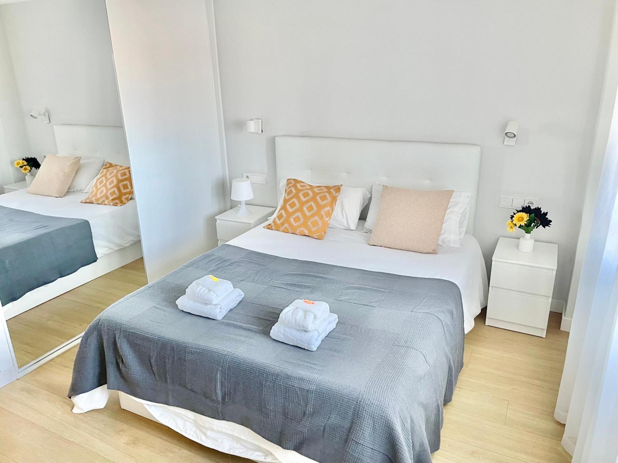 Apartamento San Lorenzo Playa. Vistas Al Mar. Хихон Экстерьер фото